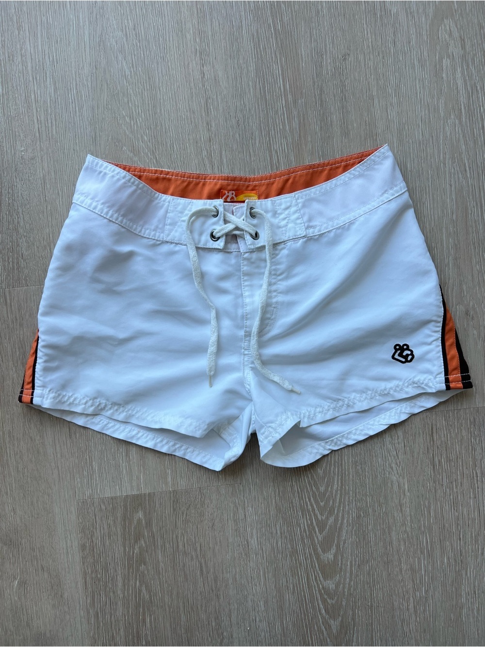 Vintage Y2K Groggy White & Orange Women’s Size XS Summer Beach Board Shorts